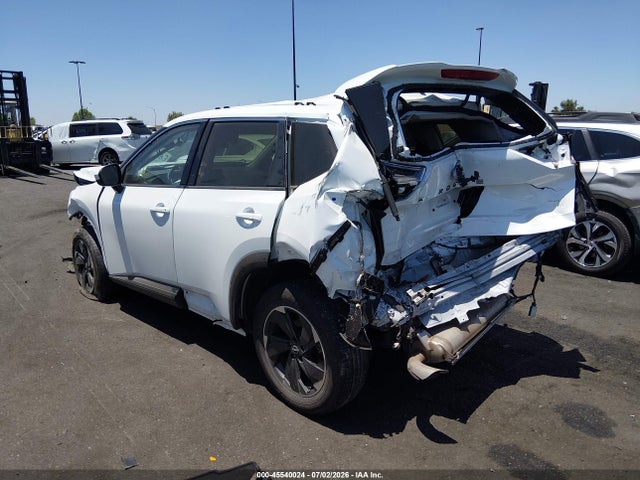 JN8BT3BA1SW008622 Nissan Rogue Sv Fwd