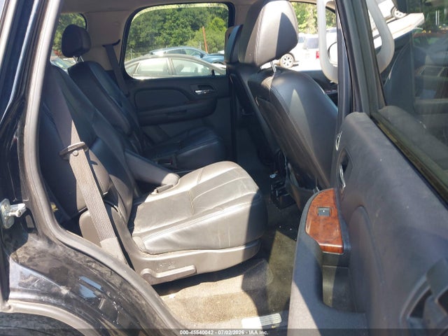 2008 Chevrolet Tahoe Ltz მანქანა იყიდება აუქციონზე, vin: 1GNFK13038R128916, აუქციონის ნომერი: 45540042