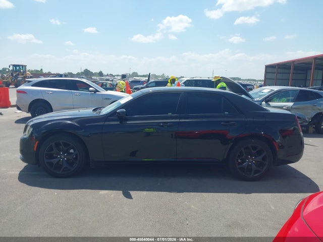 Aukcja sprzedaży 2022 Chrysler 300 Touring, vin: 2C3CCAAG2NH203761, numer aukcji: 45540044