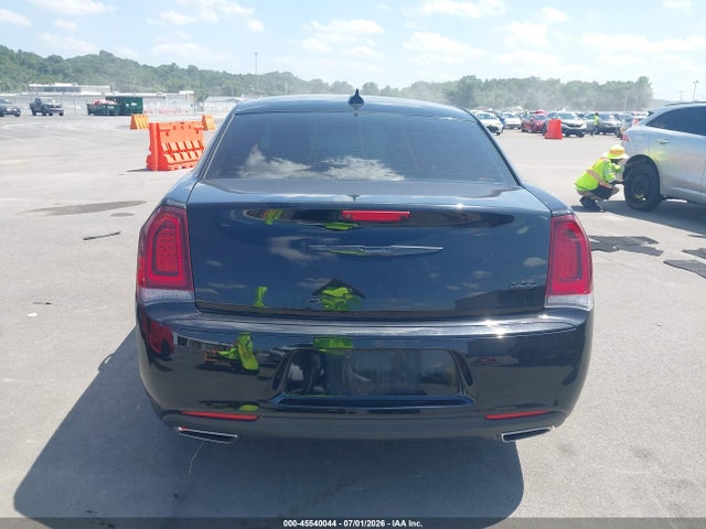 Aukcja sprzedaży 2022 Chrysler 300 Touring, vin: 2C3CCAAG2NH203761, numer aukcji: 45540044