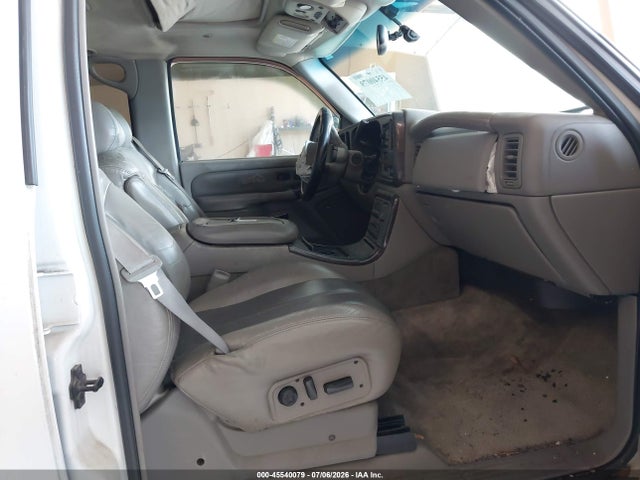45540079 :رقم المزاد ، 1GKFK66UX1J302915 vin ، 2001 Gmc Yukon Xl 1500 Denali مزاد بيع