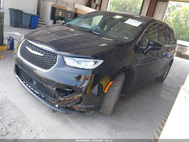 Chrysler Pacifica Select 2025 2C4RC1BGXSR509939 Image 2