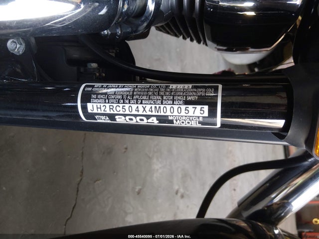 45540095 :رقم المزاد ، JH2RC504X4M000575 vin ، 2004 Honda Vt750 Ca مزاد بيع