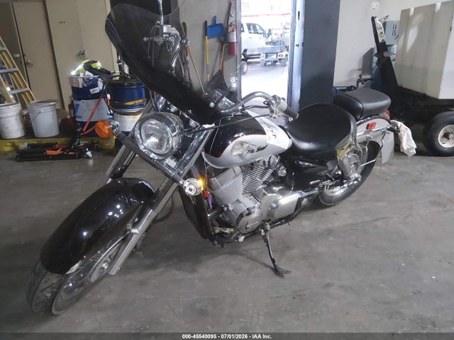 45540095 :رقم المزاد ، JH2RC504X4M000575 vin ، 2004 Honda Vt750 Ca مزاد بيع