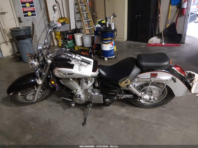 45540095 :رقم المزاد ، JH2RC504X4M000575 vin ، 2004 Honda Vt750 Ca مزاد بيع