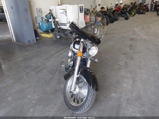 45540095 :رقم المزاد ، JH2RC504X4M000575 vin ، 2004 Honda Vt750 Ca مزاد بيع