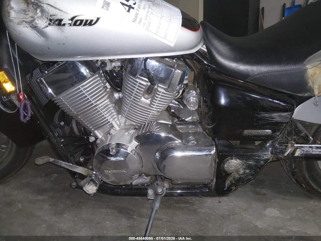 45540095 :رقم المزاد ، JH2RC504X4M000575 vin ، 2004 Honda Vt750 Ca مزاد بيع