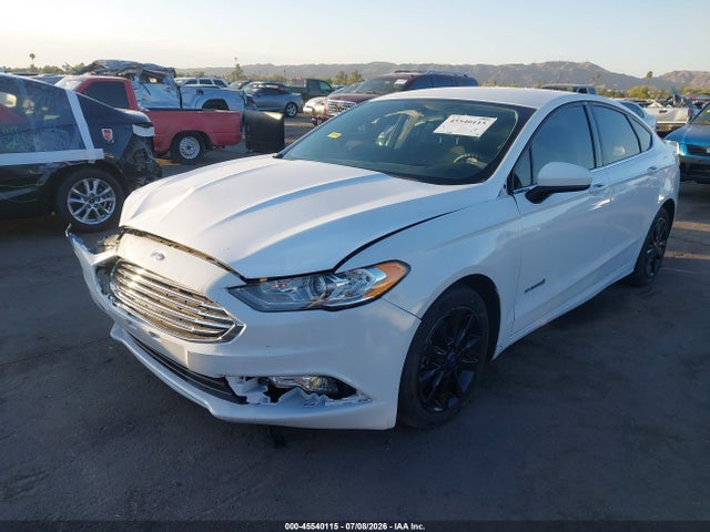 Ford Fusion Hybrid Se 2017 3FA6P0LU2HR233349 Image 2