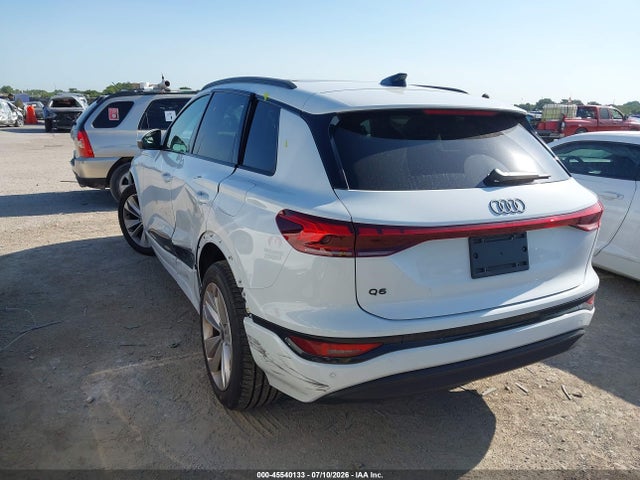 WA122BGF3SA033784 Audi Q6 E-tron Premium Plus