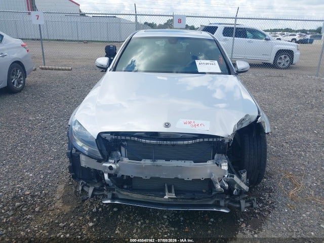 2018 Mercedes-benz C 300 მანქანა იყიდება აუქციონზე, vin: 55SWF4JB8JU240091, აუქციონის ნომერი: 45540162