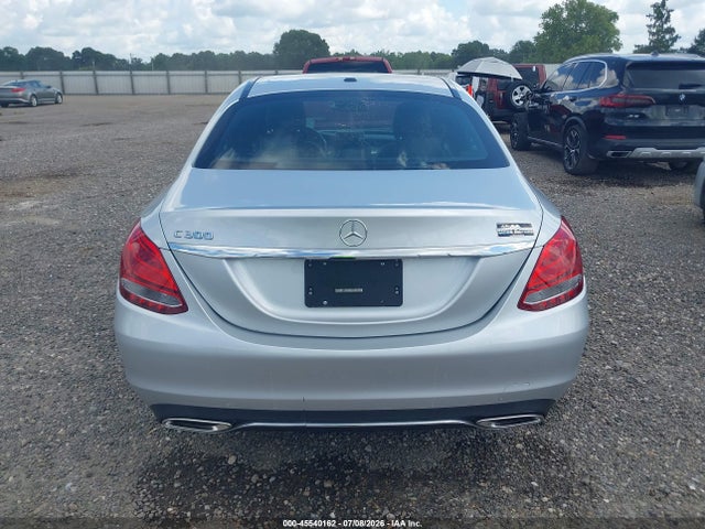 2018 Mercedes-benz C 300 მანქანა იყიდება აუქციონზე, vin: 55SWF4JB8JU240091, აუქციონის ნომერი: 45540162