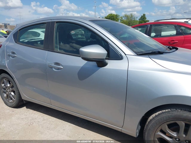 Toyota YARIS LE 2020 3MYDLBJV5LY707864 Image 13