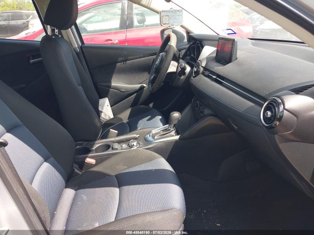 Toyota YARIS LE 2020 3MYDLBJV5LY707864 Image 5