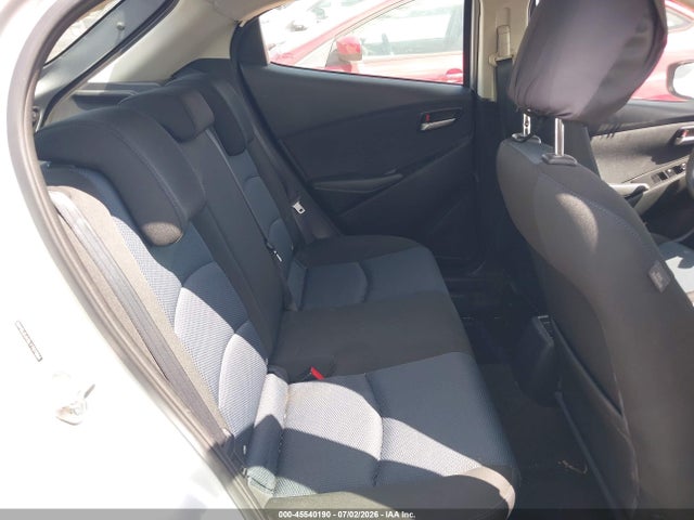 Toyota YARIS LE 2020 3MYDLBJV5LY707864 Image 8