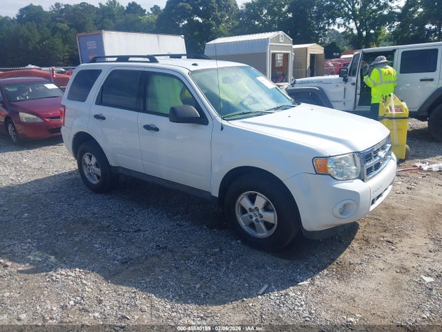 45540199 :رقم المزاد ، 1FMCU0D72AKB11711 vin ، 2010 Ford Escape Xlt مزاد بيع