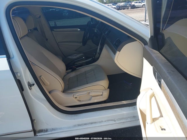 Продажа на аукционе авто 2017 Volkswagen Passat 1.8t Se, vin: 1VWBT7A35HC023640, номер лота: 45540209