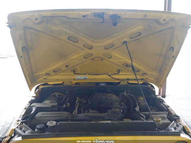 1C4AJWAG2FL611607 Jeep Wrangler Sport