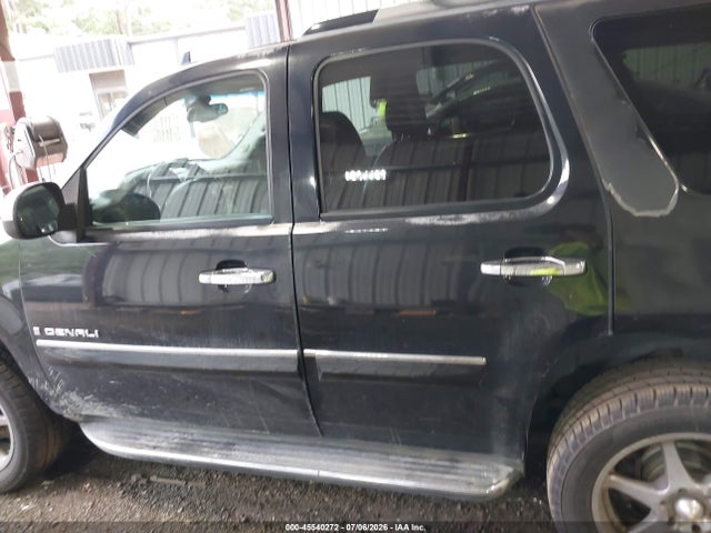 45540272 :رقم المزاد ، 1GKFK63848J136523 vin ، 2008 Gmc Yukon Denali مزاد بيع