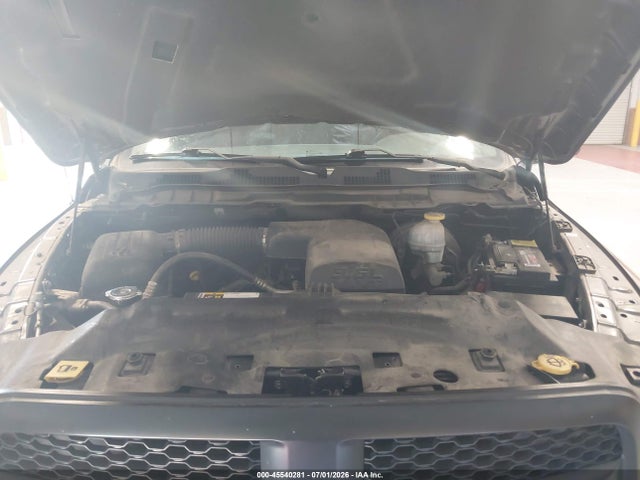 1C6RR6KG6JS250284 RAM 1500 Tradesman 4x2 5&#039;7 Box