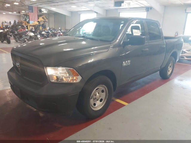 1C6RR6KG6JS250284 RAM 1500 Tradesman 4x2 5&#039;7 Box