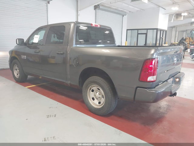 1C6RR6KG6JS250284 RAM 1500 Tradesman 4x2 5&#039;7 Box