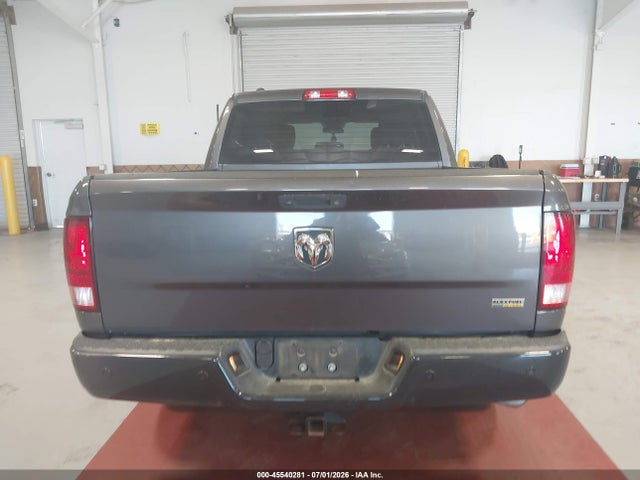 1C6RR6KG6JS250284 RAM 1500 Tradesman 4x2 5&#039;7 Box