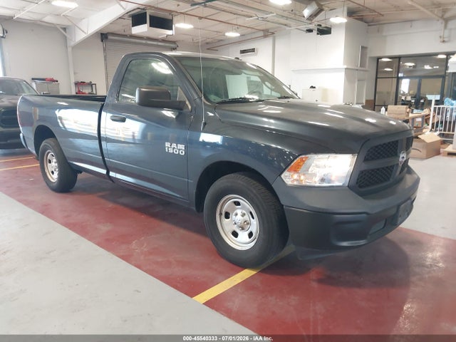 RAM 1500 Tradesman 4x2 8' Box 2018 3C6JR6DG9JG255352 main image