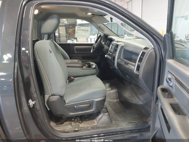 Продажа на аукционе авто 2018 Ram 1500 Tradesman  4x2 8' Box, vin: 3C6JR6DG9JG255352, номер лота: 45540333
