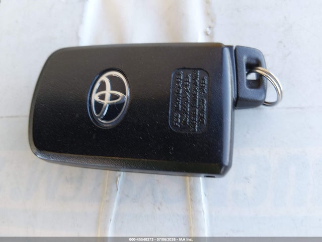 Toyota Highlander Hybrid Le 2018 5TDBGRFH5JS051109 Image 11