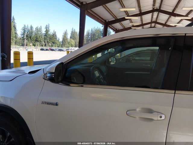 Toyota Highlander Hybrid Le 2018 5TDBGRFH5JS051109 Image 14
