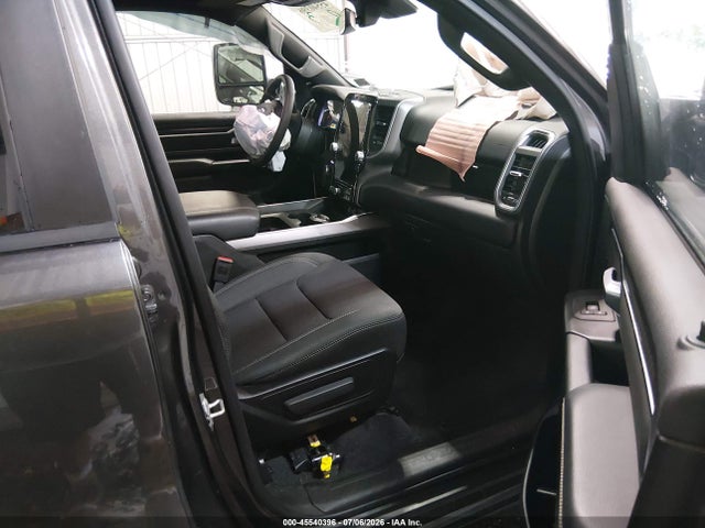 2025 Ram 1500 Big Horn  4x4 5'7 Box მანქანა იყიდება აუქციონზე, vin: 1C6SRFFPXSN689869, აუქციონის ნომერი: 45540396