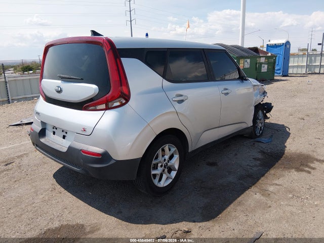 KIA SOUL S 2020 KNDJ23AU5L7028230 Image 4