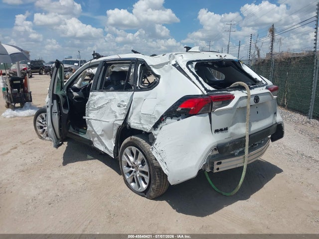 Toyota Rav4 Xle Premium 2025 2T3C1RFVXSW371005 Image 3