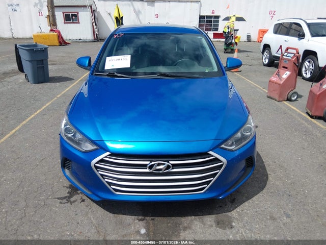 Hyundai ELANTRA SE 2018 5NPD74LF1JH398571 Image 12