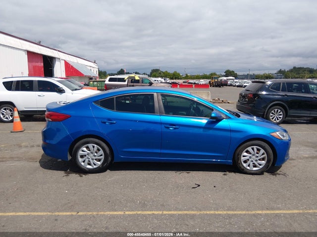 Hyundai ELANTRA SE 2018 5NPD74LF1JH398571 Image 13
