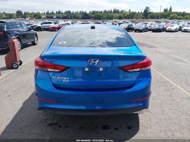 Hyundai ELANTRA SE 2018 5NPD74LF1JH398571 Image 16