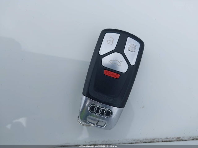Aukcja sprzedaży 2018 Audi A4 2.0t Premium/2.0t Tech Premium, vin: WAUENAF43JA077381, numer aukcji: 45540490