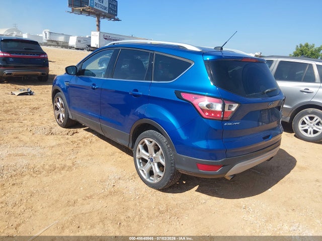 1FMCU0J98HUD04580 Ford Escape Titanium