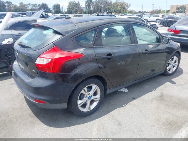 2013 Ford Focus Se მანქანა იყიდება აუქციონზე, vin: 1FADP3K27DL145978, აუქციონის ნომერი: 45540588