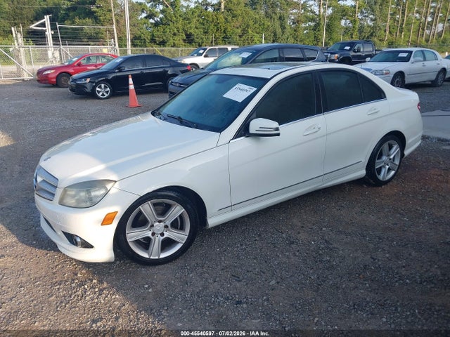 2010 Mercedes-benz C 300 Luxury/sport მანქანა იყიდება აუქციონზე, vin: WDDGF5EB3AR121967, აუქციონის ნომერი: 45540597