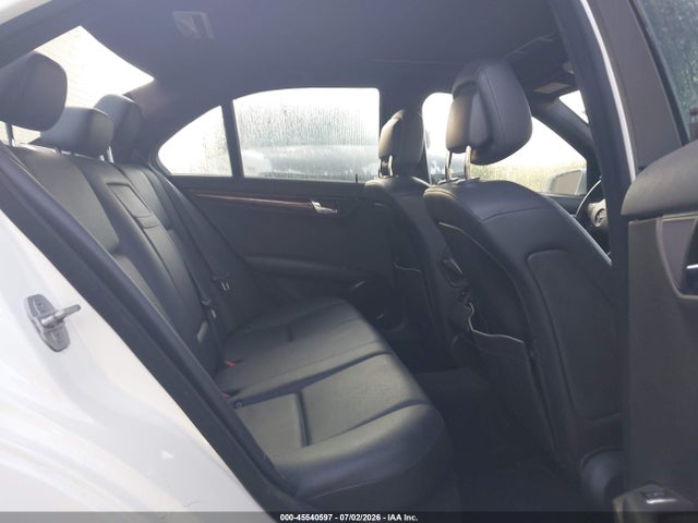 2010 Mercedes-benz C 300 Luxury/sport მანქანა იყიდება აუქციონზე, vin: WDDGF5EB3AR121967, აუქციონის ნომერი: 45540597
