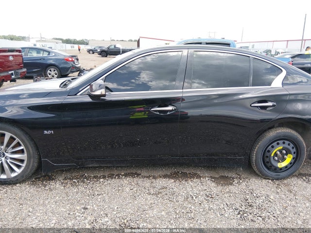 Продажа на аукционе авто 2018 Infiniti Q50 3.0t Luxe, vin: JN1EV7AR5JM431055, номер лота: 45540625