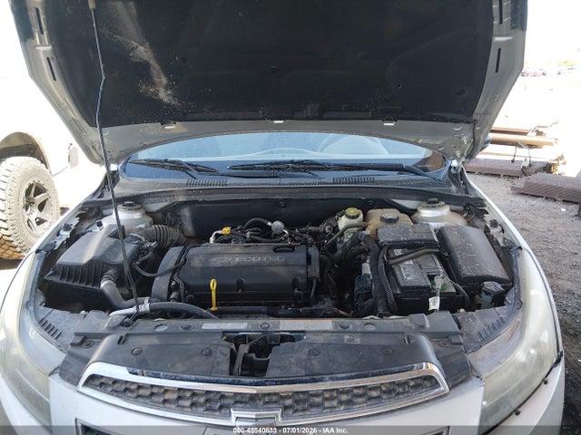 1G1PA5SG3E7218993 Chevrolet Cruze Ls Auto