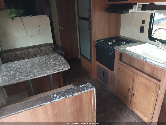 Продаж на аукціоні авто 2015 Keystone R 2600tb, vin: 4YDT26021F3151042, номер лоту: 45540693