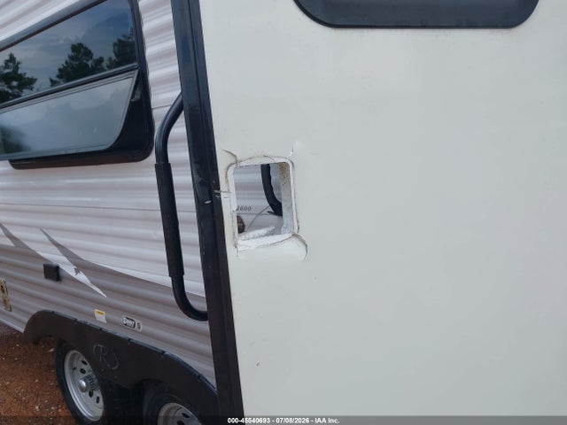 Продаж на аукціоні авто 2015 Keystone R 2600tb, vin: 4YDT26021F3151042, номер лоту: 45540693