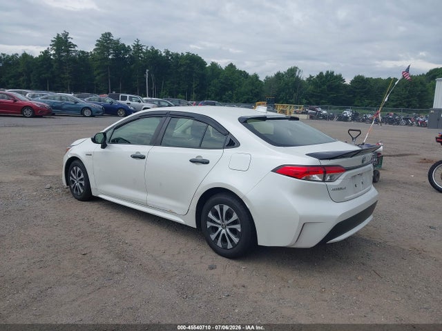 Toyota Corolla Hybrid Le 2020 JTDEBRBE6LJ002346 Image 3