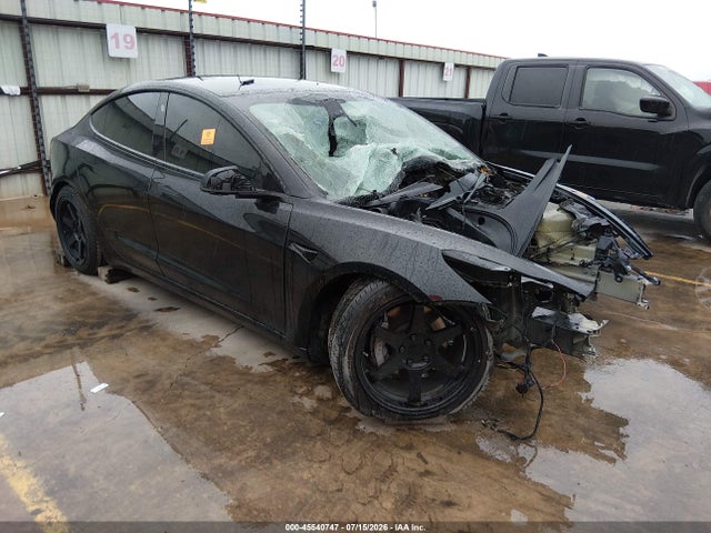 2021 Tesla Model 3 Standard Range Plus Rear-wheel Drive მანქანა იყიდება აუქციონზე, vin: 5YJ3E1EA3MF052638, აუქციონის ნომერი: 45540747