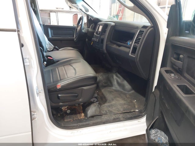 Продажа на аукционе авто 2022 Ram 1500 Classic Tradesman  4x2 6'4 Box, vin: 1C6RR6FG3NS152460, номер лота: 45540753