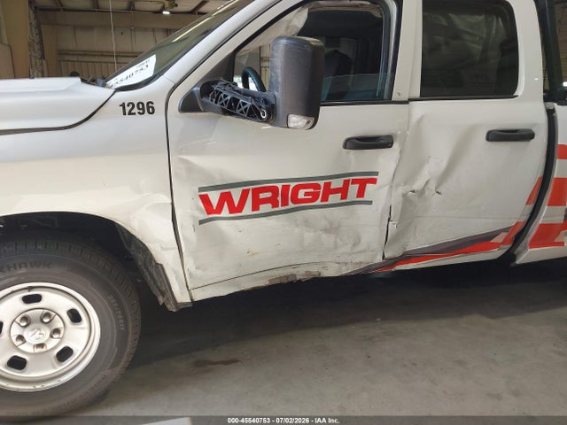 Продажа на аукционе авто 2022 Ram 1500 Classic Tradesman  4x2 6'4 Box, vin: 1C6RR6FG3NS152460, номер лота: 45540753