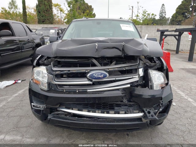1FMJU1KT8HEA03891 Ford Expedition Limited